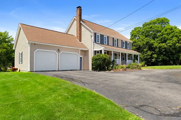 4 Jacob Way, Attleboro, MA 02703