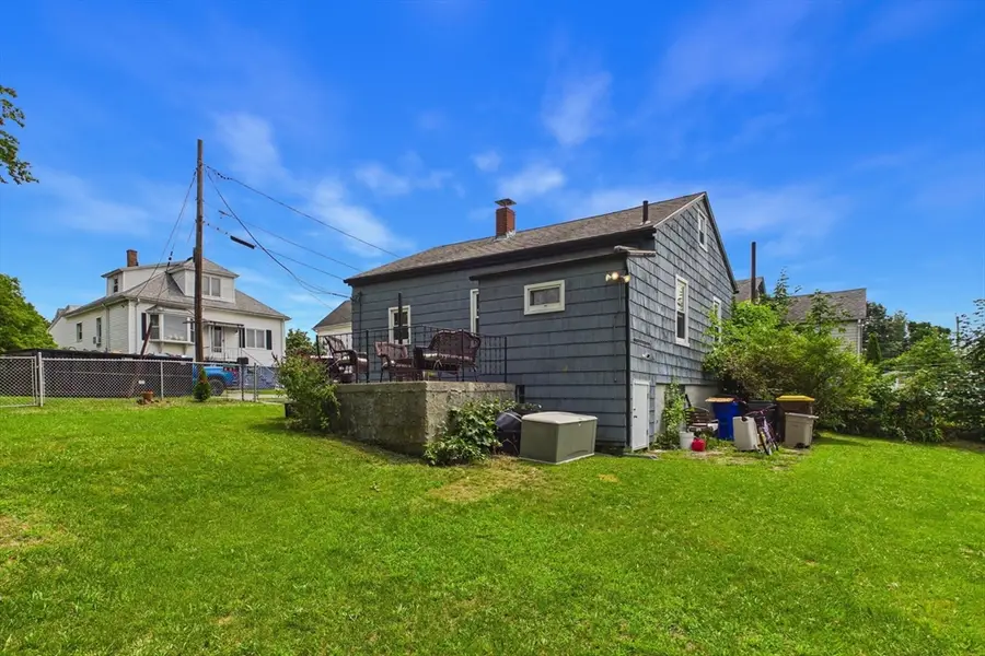 15 Sales St, Fall River, MA 02724 - #3
