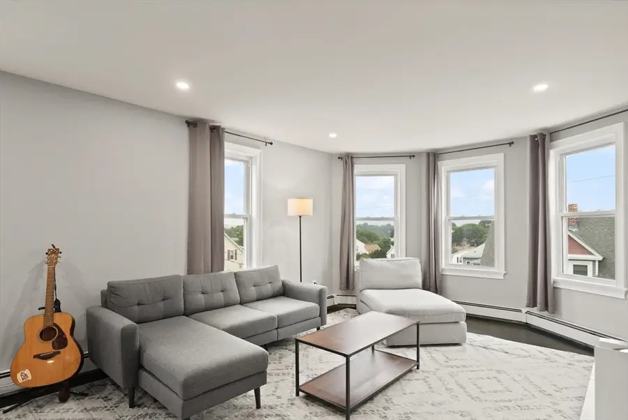 16 Cloutman St #3, Salem, MA 01970 - #2