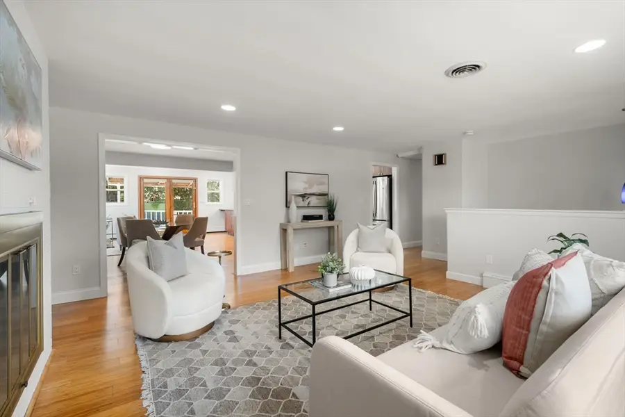 62 James St, Newton, MA 02465 - #2