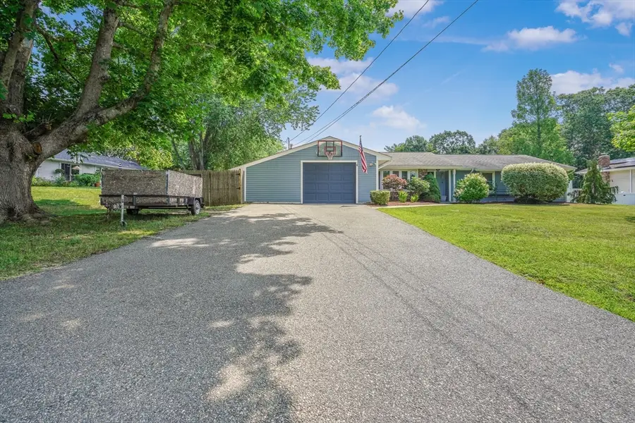 10 Topaz Ln, Dartmouth, MA 02747 - #2