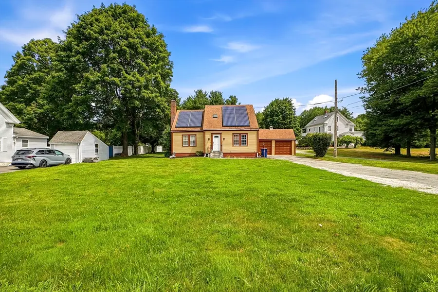 284 Village St, Medway, MA 02053 - #2