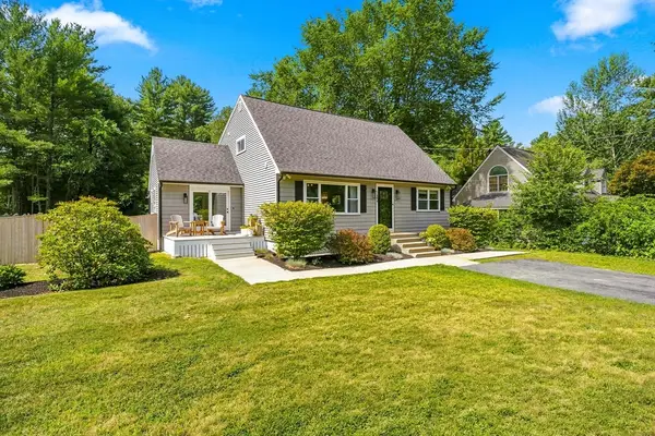 148 Lost Lake Dr, Groton, MA 01450