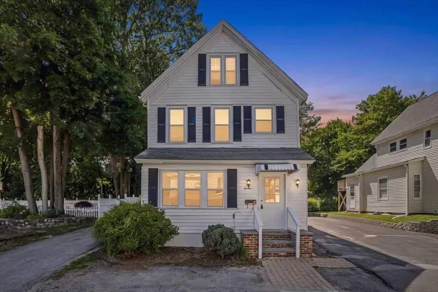11 Brook St, Marlborough, MA 01752 - #2