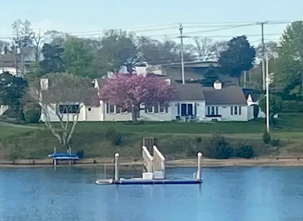 4 Onset Avenue, Wareham, MA 02532