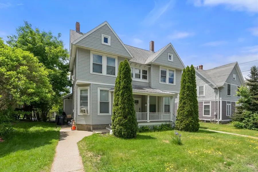 158 Main St, Upton, MA 01568 - #3
