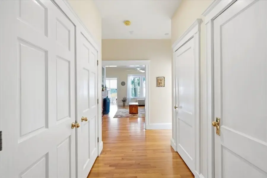 314 Newtonville Avenue #4, Newton, MA 02460 - #2