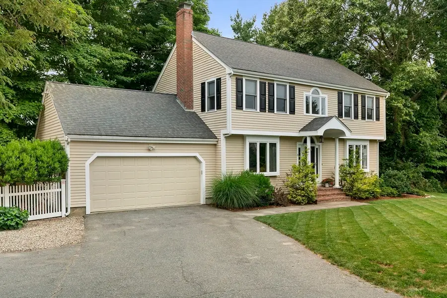 18 Mulberry Ln, Canton, MA 02021 - #2