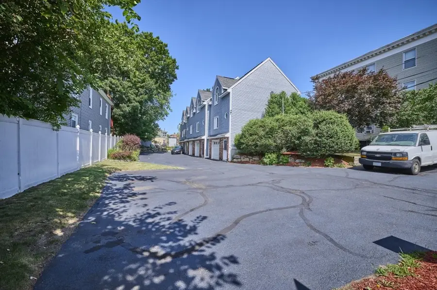 86 White St #C, Lowell, MA 01854 - #2