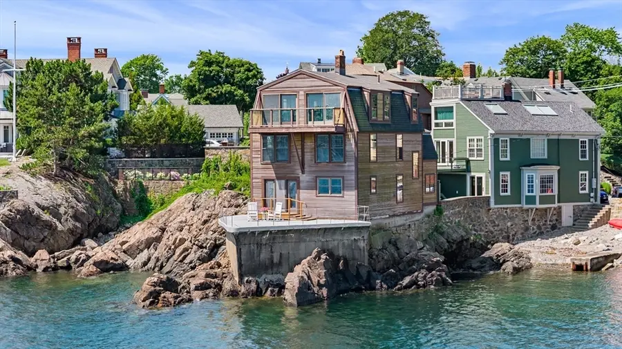 137R Front, Marblehead, MA 01945 - #3