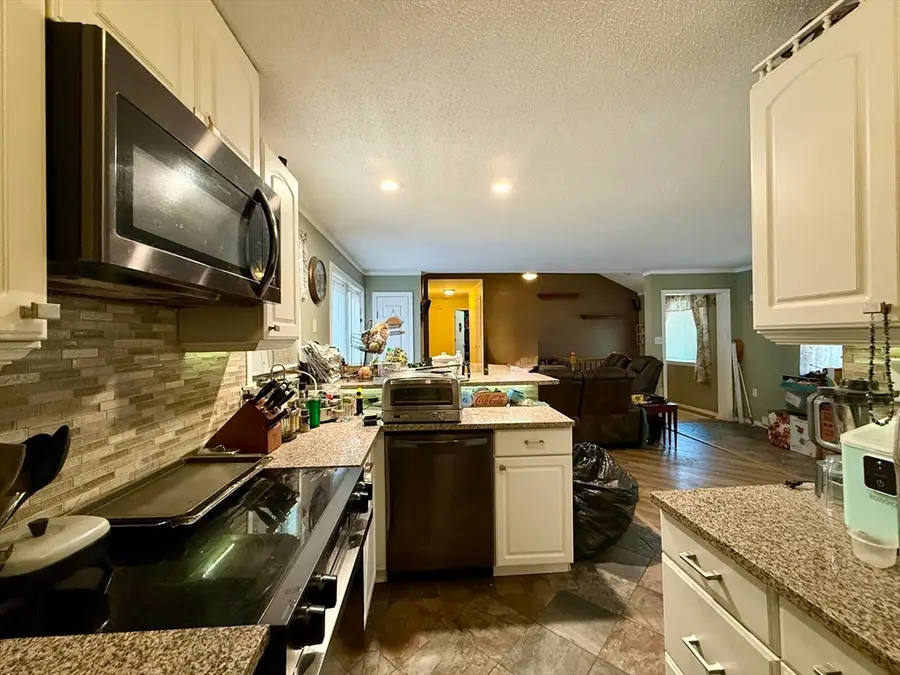 66 Barrison St, Springfield, MA 01109 - #2