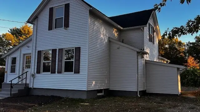 81 Mccarthy Ave, Chicopee, MA 01020 - #2