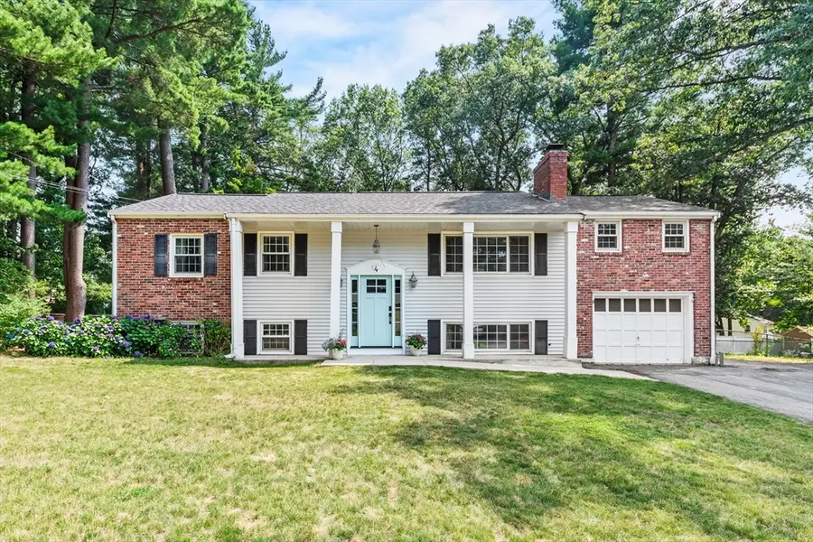 4 Jimmy St, Franklin, MA 02038 - #2