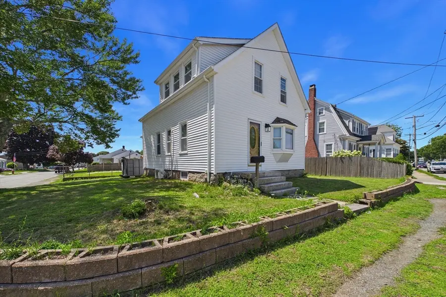 915 Rockdale Ave, New Bedford, MA 02740 - #2