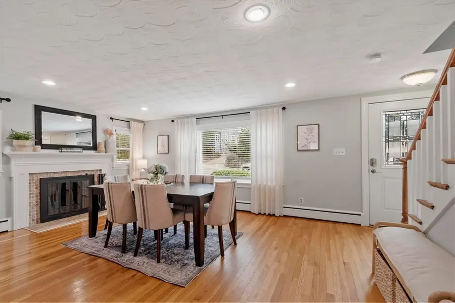 105 Whitman Ave, Melrose, MA 02176 - #2