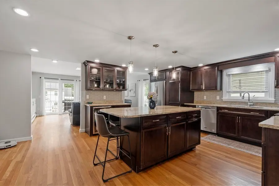 105 Whitman Ave, Melrose, MA 02176 - #3
