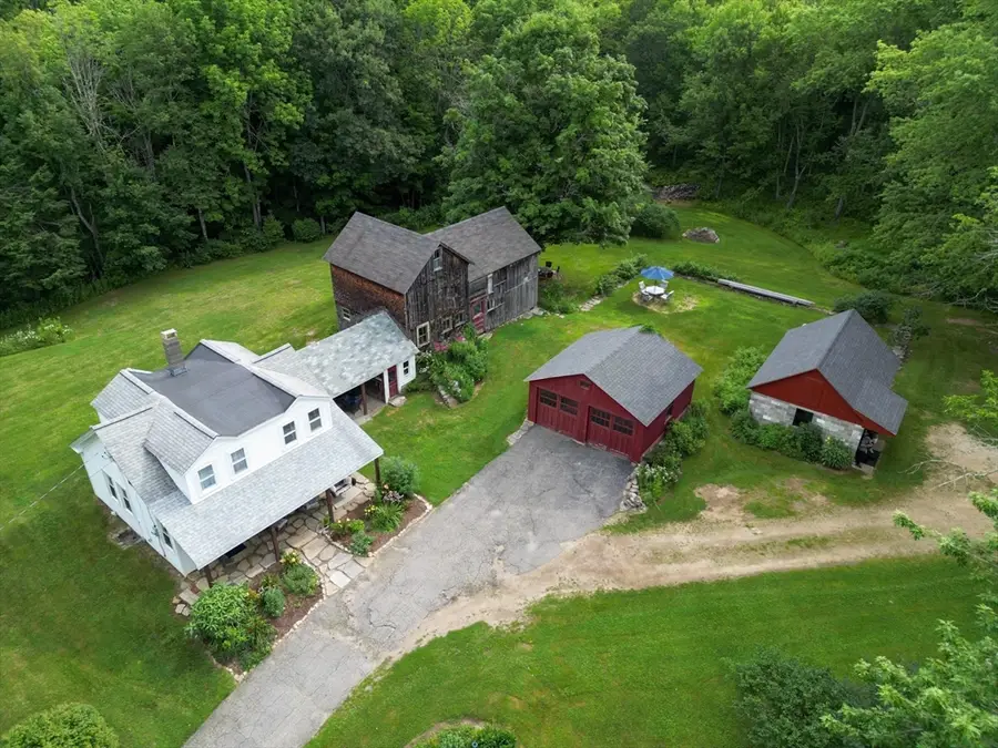73 E Baylies Rd, Charlton, MA 01507 - #2