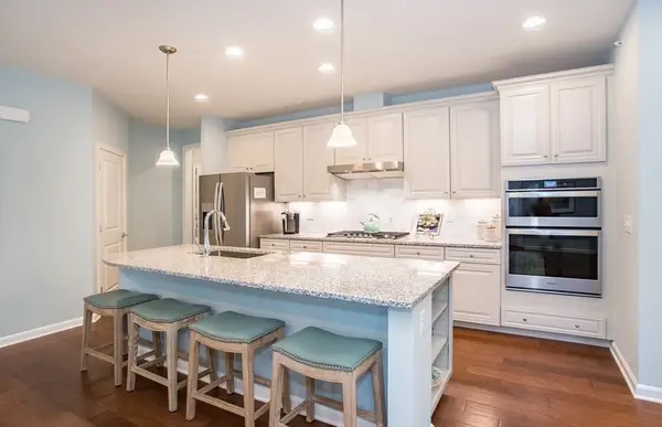 10 Weathervane Drive #20, Walpole, MA 02081
