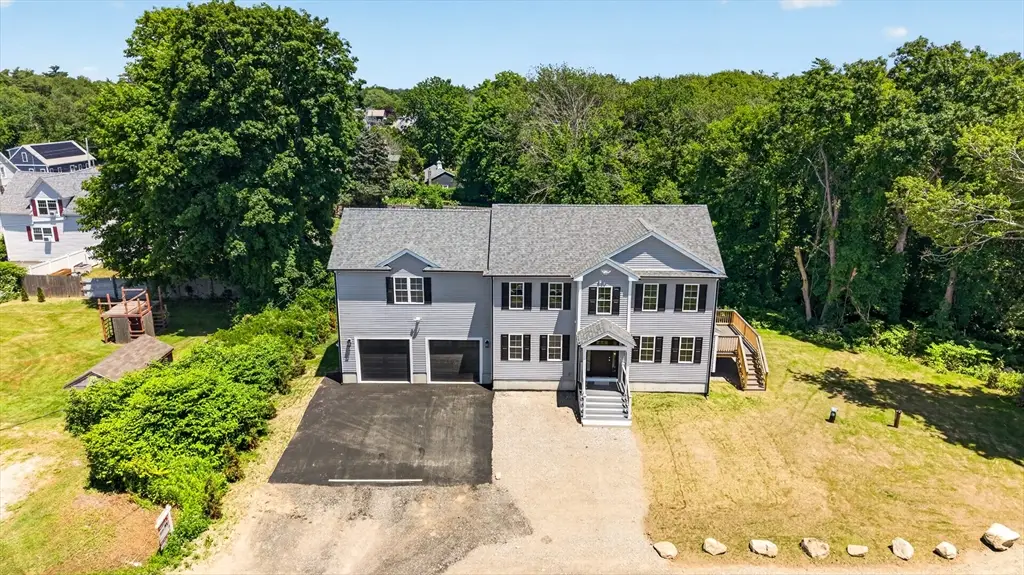 44 Slade St, Dartmouth, MA 02747 - #1