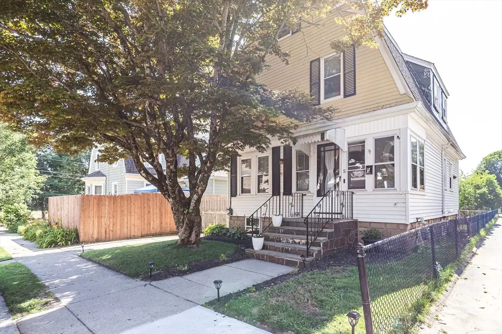 5 Jenny Lind St, New Bedford, MA 02740 - #1