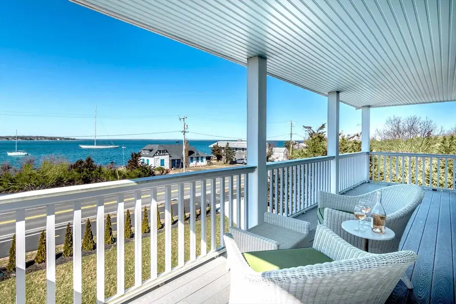 28 Beach Rd, Oak Bluffs, MA 02557 - #2