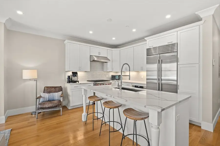 201 W 8th St #3, Boston, MA 02127 - #2