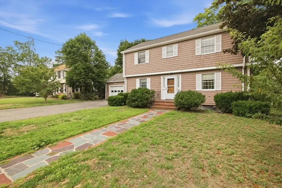 106 Edge Hill Rd, Milton, MA 02186 - #2