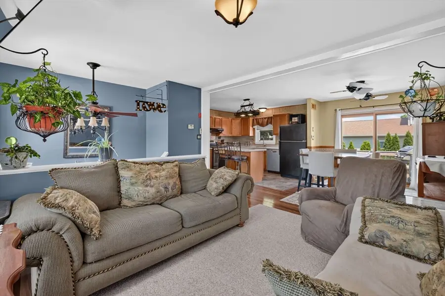 158 Amity St, Fall River, MA 02721 - #3