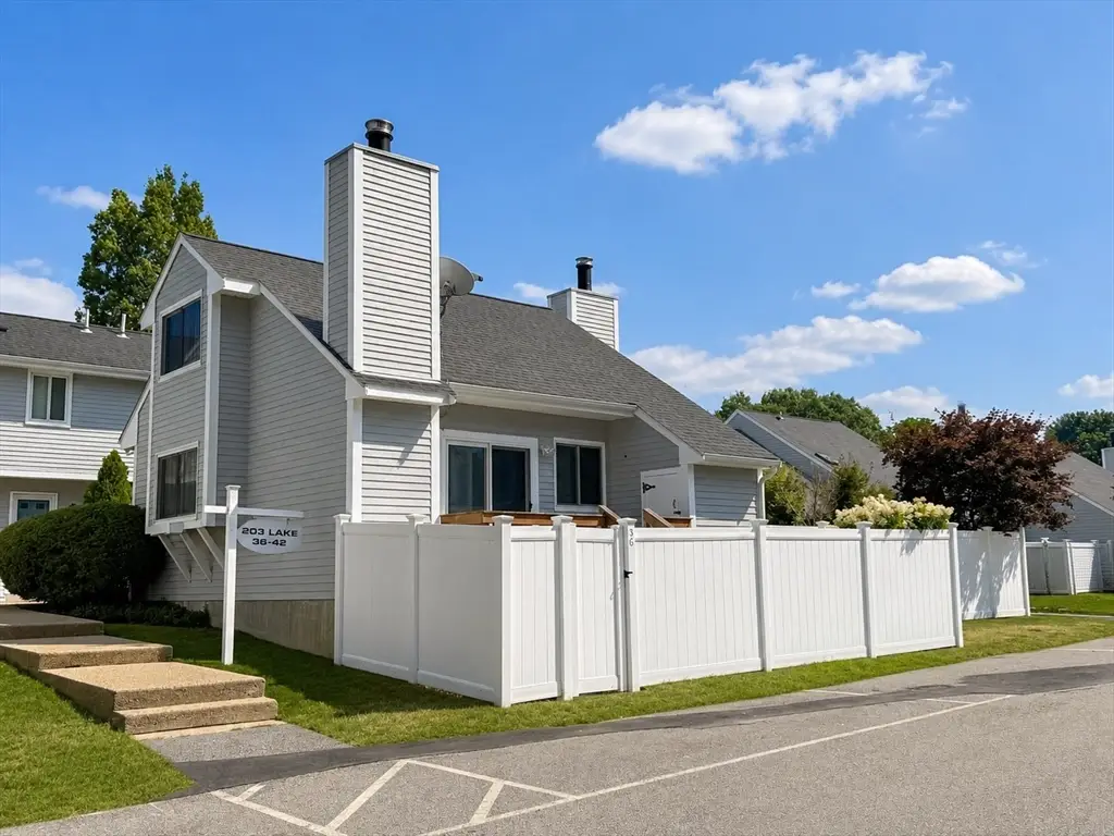 203 Lake St #36, Weymouth, MA 02189 - #1