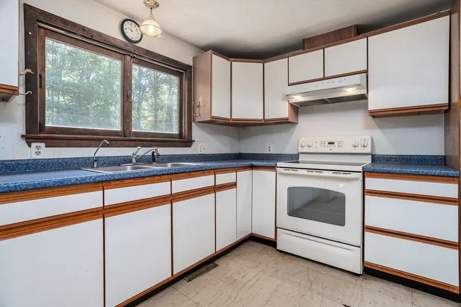 29 N Fitzwilliam Rd, Royalston, MA 01368 - #3