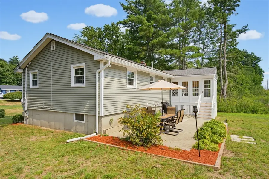 41 Castlewood Dr, Billerica, MA 01821 - #3