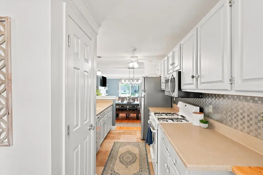 2 Chapman Pl. #2, Leominster, MA 01453 - #3