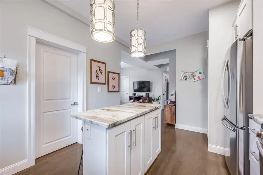 21 Whitney Ave #2R, Beverly, MA 01915 - #3