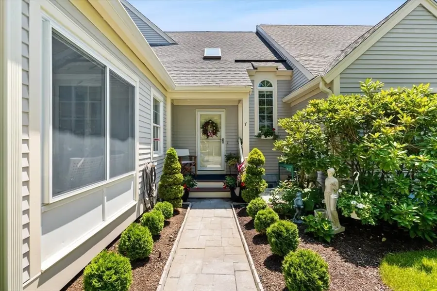 7 Gold Leaf Ln #7, Mashpee, MA 02649 - #2