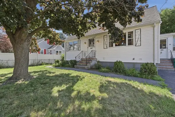 85 Bunker Hill Ave, Lowell, MA 01850