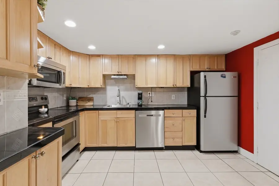 10 Hazelwood Ave #2, Dracut, MA 01826 - #2