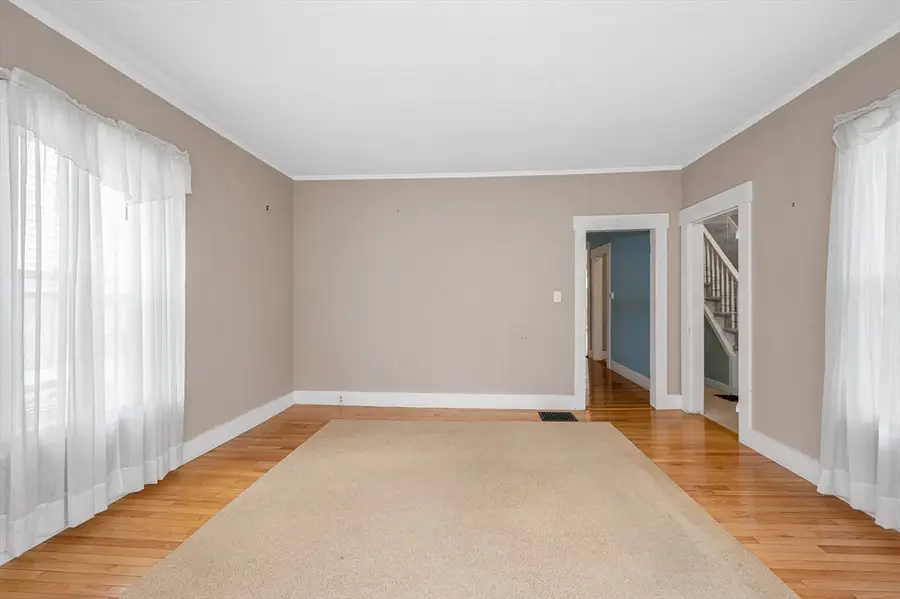 35 Nineteenth Street, Lowell, MA 01850 - #3