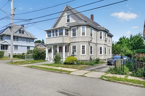 324-326 Atlantic St, Quincy, MA 02171