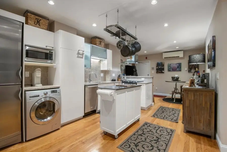 27 Clark Street #6, Boston, MA 02109 - #3
