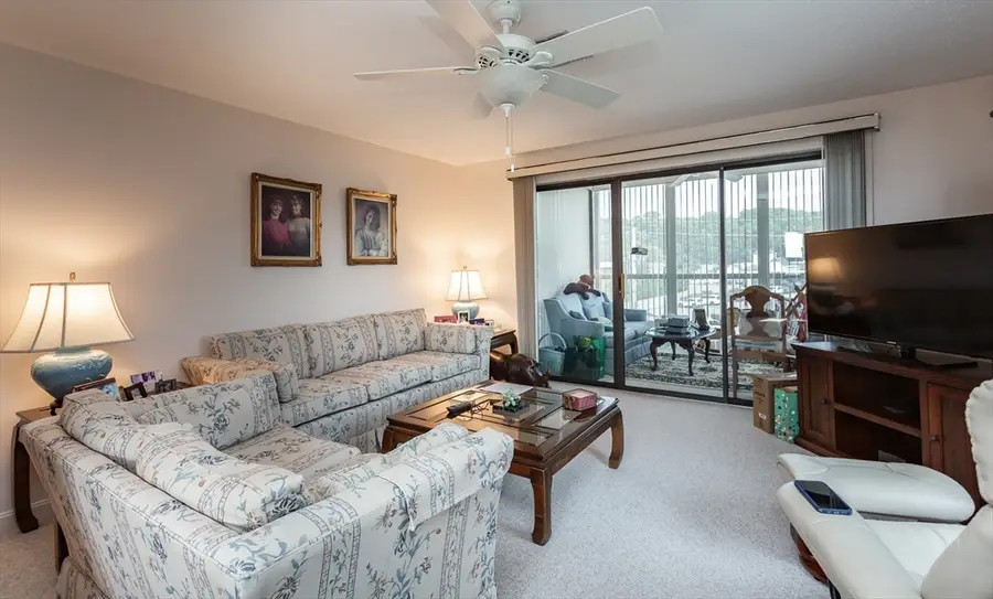 4234 N Main St #505, Fall River, MA 02720 - #2