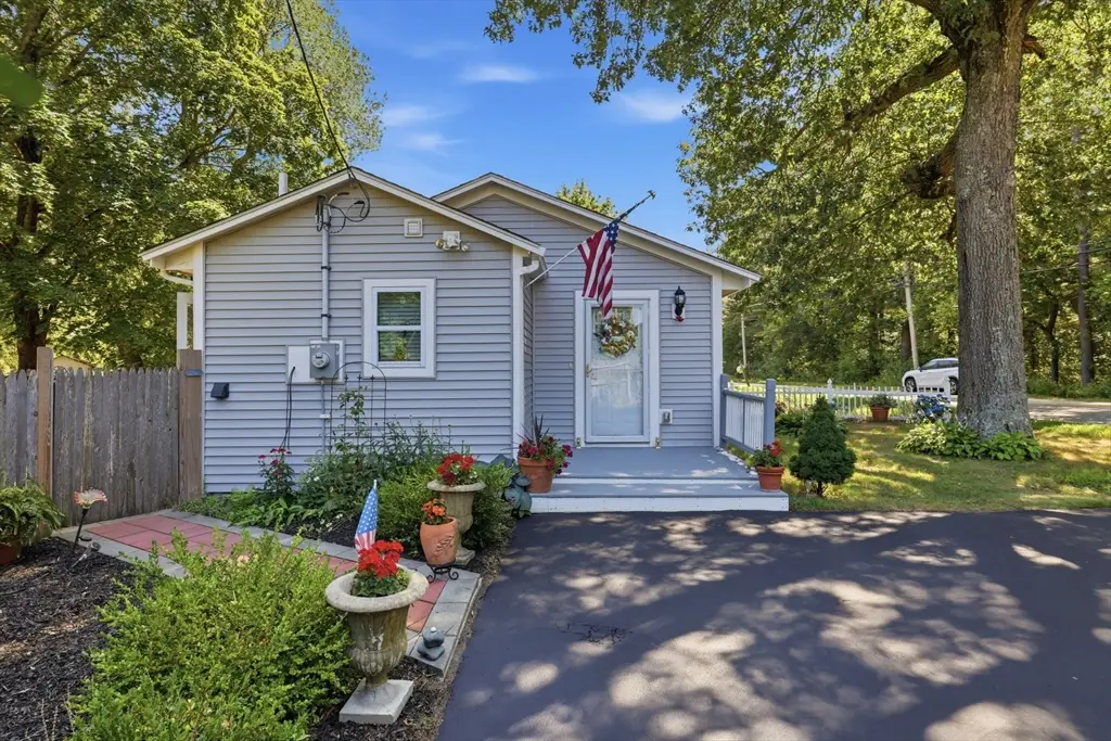 731 Hingham St, Rockland, MA 02370 - #1