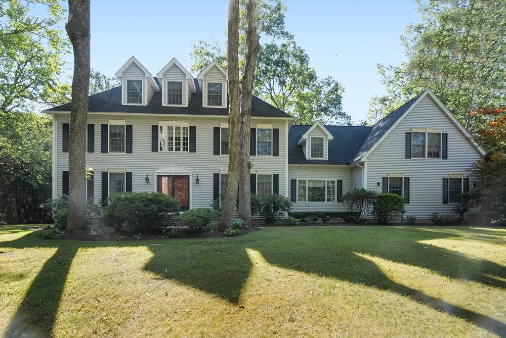 117 Castle Hill Rd, Windham, NH 03087 - #1