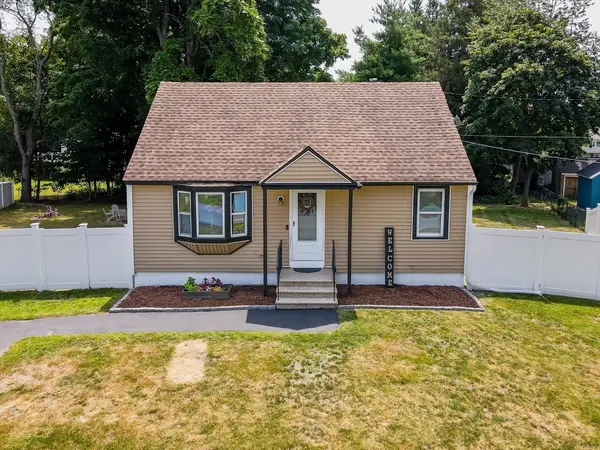 103 Fox Ave, Dracut, MA 01826