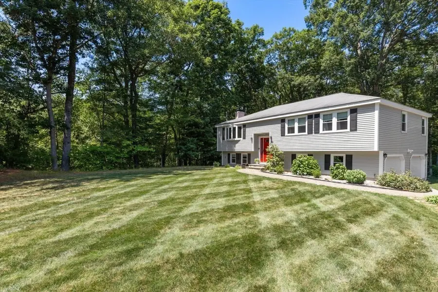 199 Ash St, Hopkinton, MA 01748 - #2