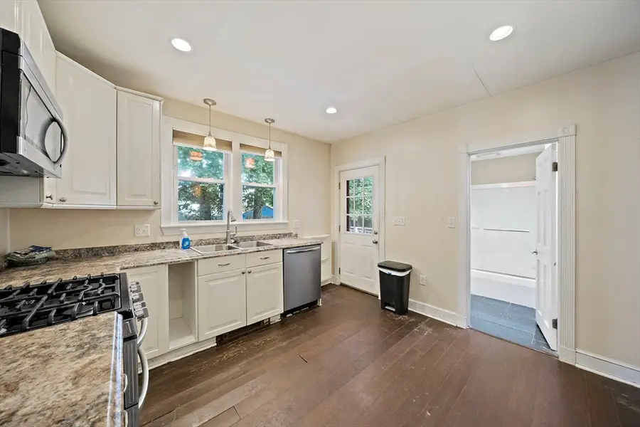 43 Hobart Square, Whitman, MA 02382 - #3