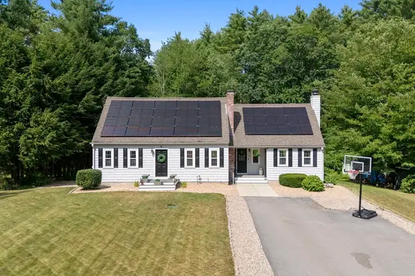 5 Redwood St, Townsend, MA 01469