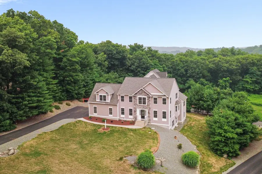 14 Longbrook Dr, Cumberland, RI 02864 - #2