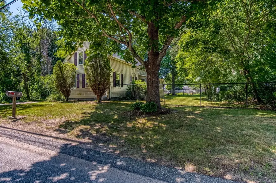806 Main St, Wareham, MA 02571 - #3