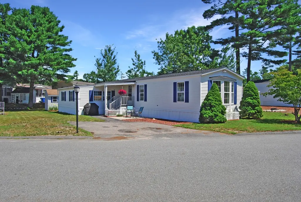 12 King Dr, West Wareham, MA 02576 - #1