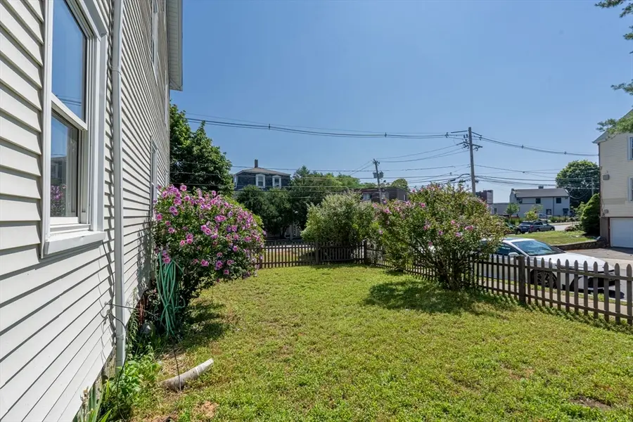 28 Forest St, Arlington, MA 02476 - #3